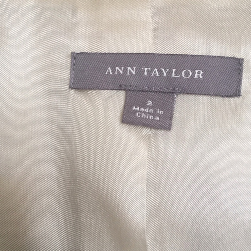 ANNE KLEIN PANTSUIT - Picture 3 of 3